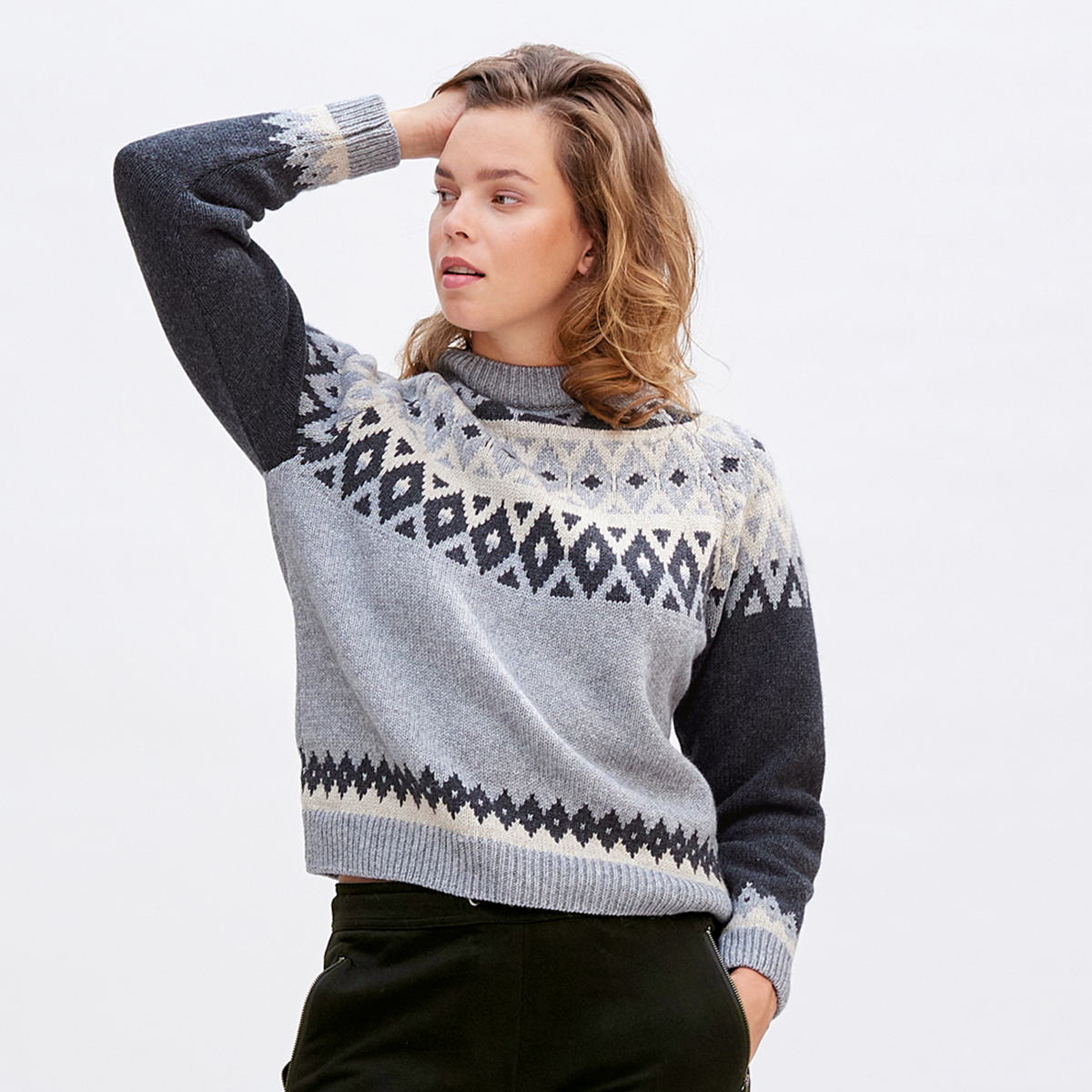 Pattern Women Sweater