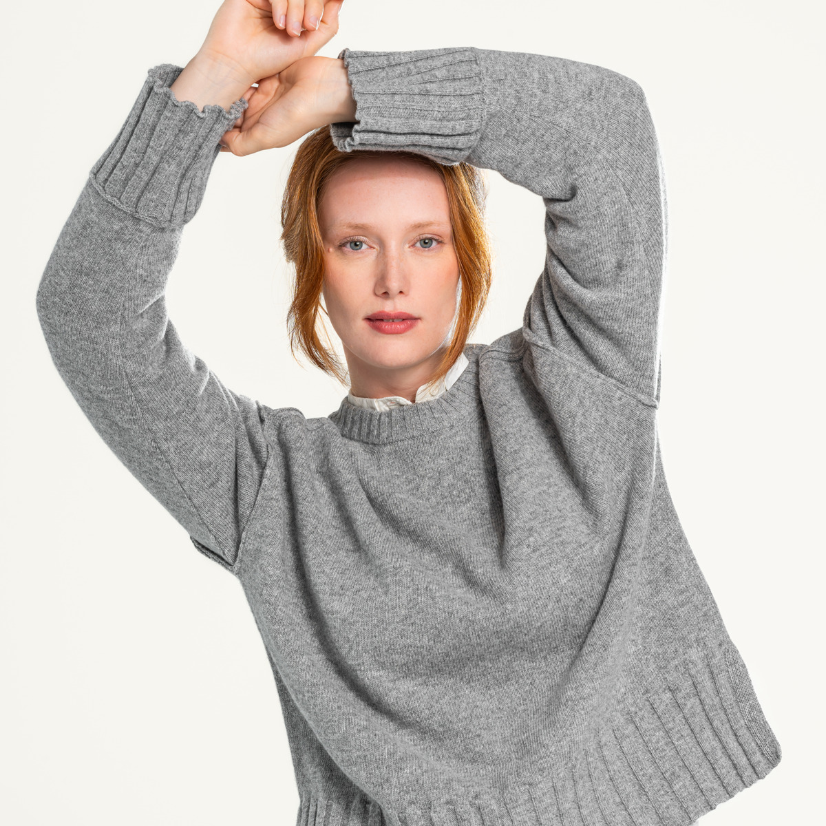 Gris Femmes Pullover