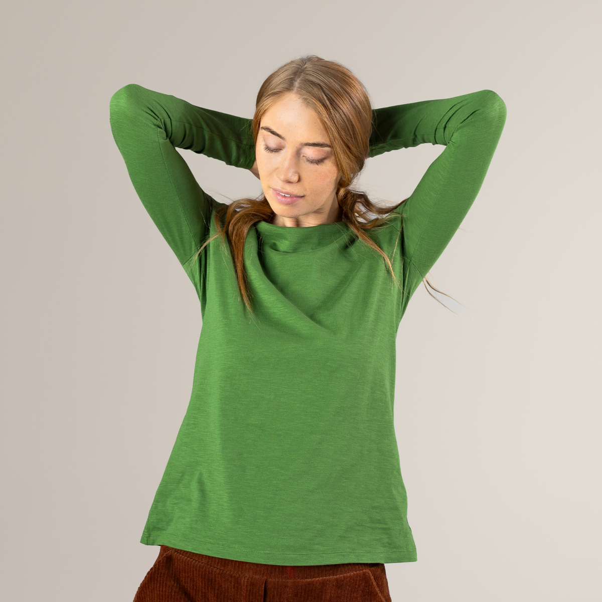 Green Women Long-sleeved shirt