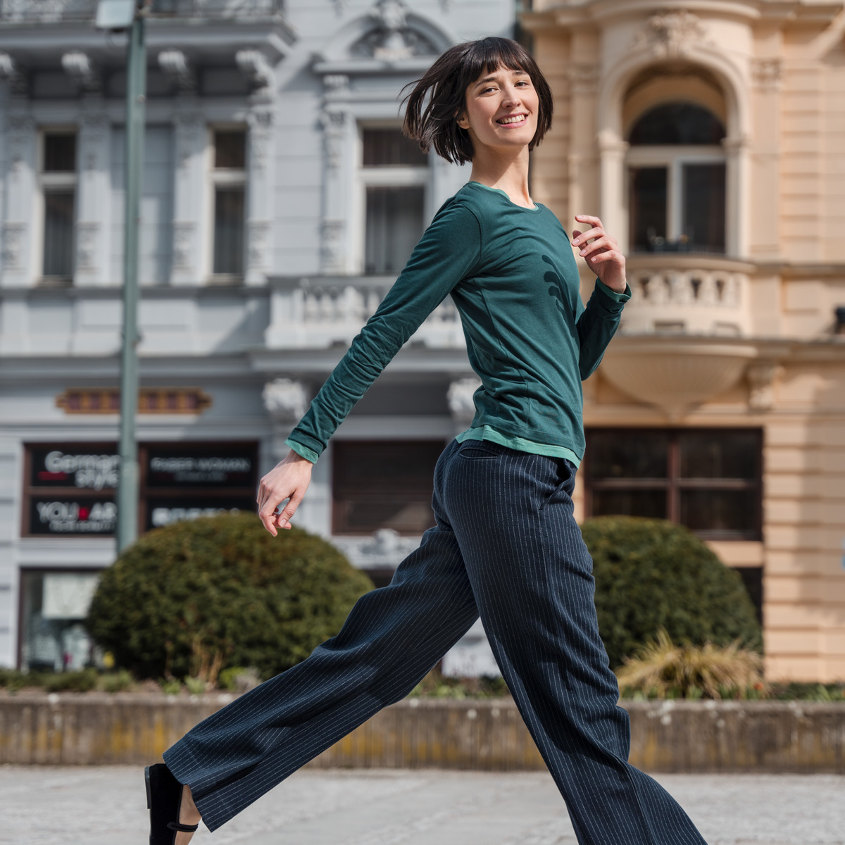 Green Women Long-sleeved shirt