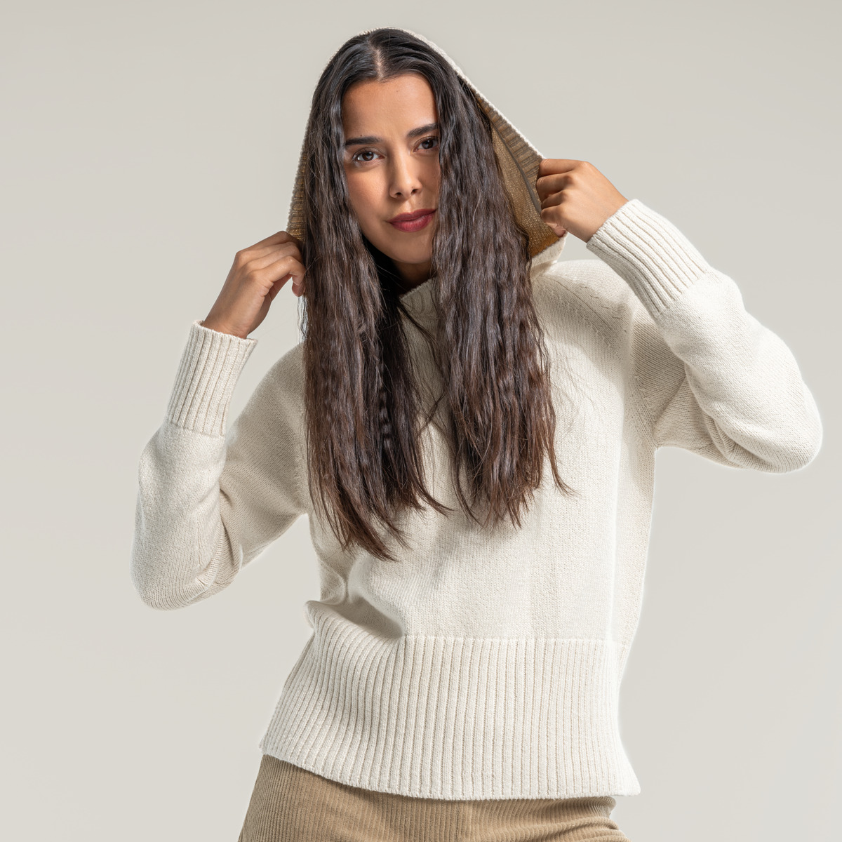 Beige Femmes Pullover