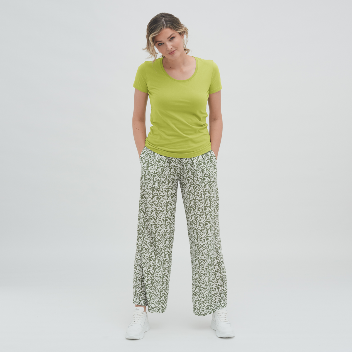 Pattern Women Trousers